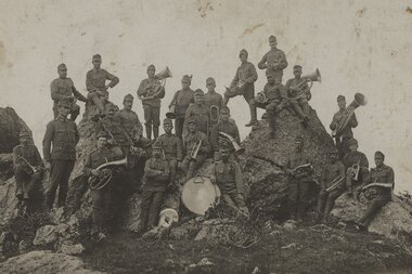 Music band in 1917